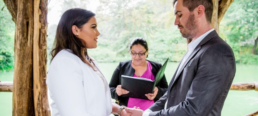 Cómo obtener la licencia de matrimonio en West Orange, New Jersey